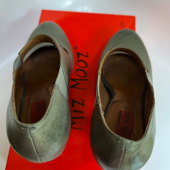 MIZ MOOZ Simone Leather Mary Jane Pumps Gray Sz 6 - Picture 4 of 13